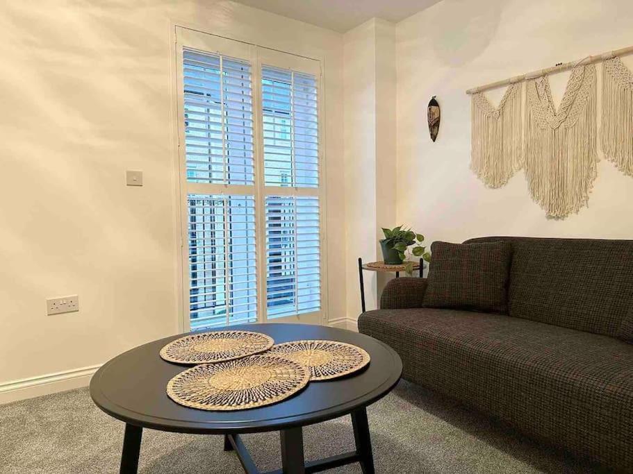 Serene Home Ideally Connected To Central London Bromley Zewnętrze zdjęcie